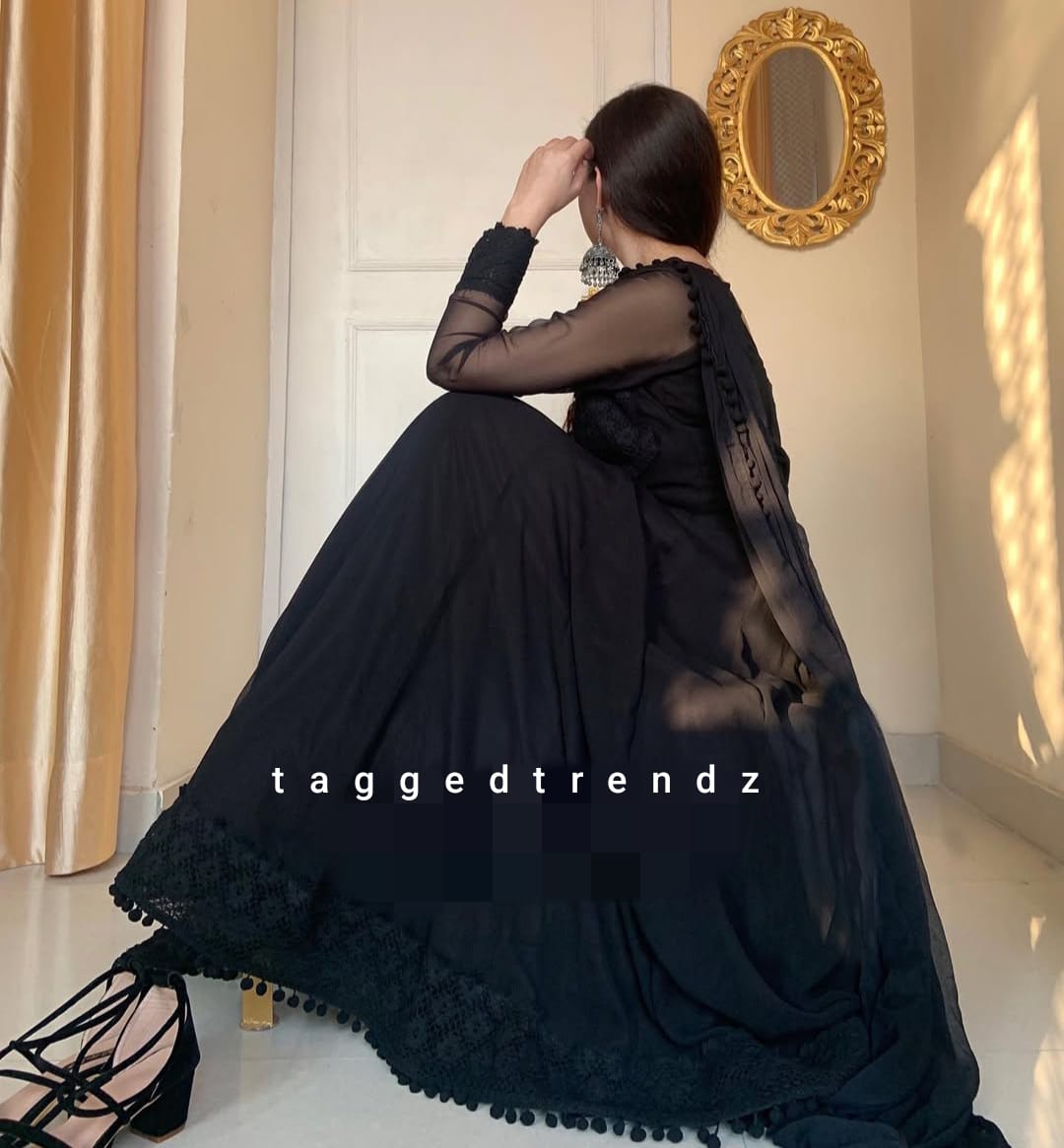 Humsafar Anarkali Set