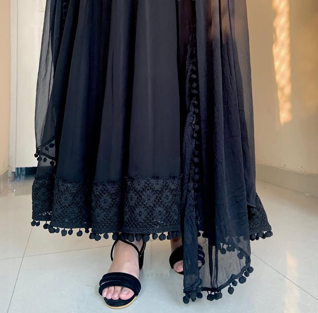 Humsafar Anarkali Set